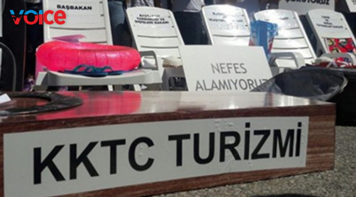 Turizmciler Girne'de eylem yapıyor