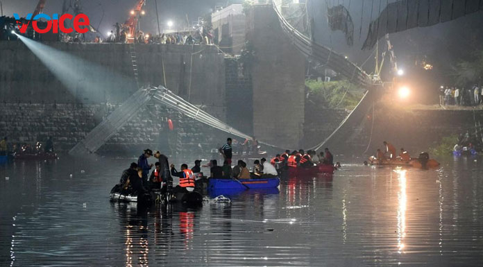 India bridge collapse kills more than 130