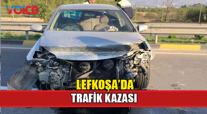 Direksiyon hakimiyetini kaybeden sürücü bariyerlere çarptı, 2 yaralı!