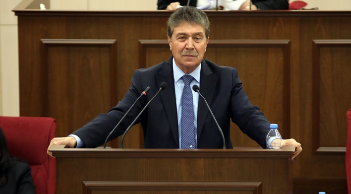 Üstel "Üniversitelerle ilgili araştırma komitesi kurulması önerisi olumlu... DAÜ için ne gerekrise yapacağız"