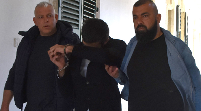 Uyuşturucuyu güneyde aranan şahıs aracılığıyla ithal etti