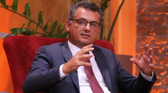 Erhürman "Sürdürülen pozisyonla herhangi bir sonuç almak mümkün değil”