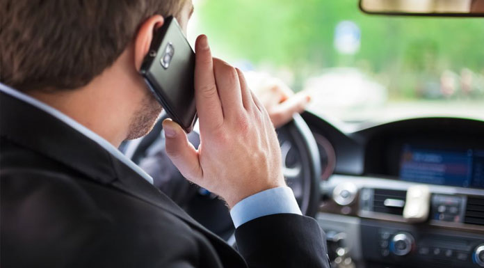 957 sürücü telefon kullanmaktan rapor edildi