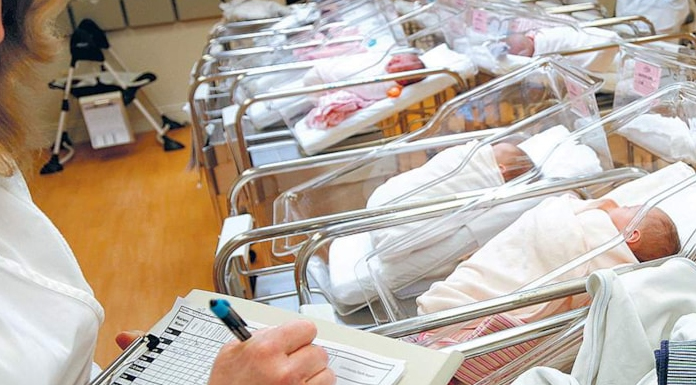 Yunanistan'da 'doğum' krizi