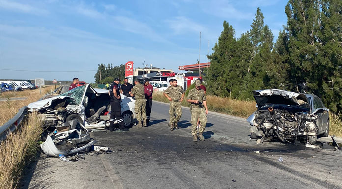 Ercan- İskele anayolunda trafik kazası: 2 ağır yaralı