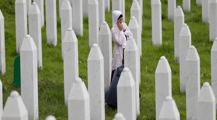 11 Temmuz "Srebrenitsa Soykırımını Anma Günü" ilan edildi