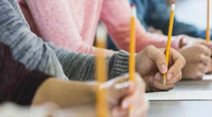 Eğitimler, Kıbrıslı Türklerin ilgisizliği sebebiyle askıya alındı
