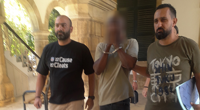 Aracında uyuşturucu bulunan zanlı kendisine ait olmadığını söyledi