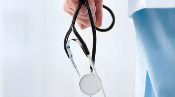 Yunanistan'da bir hastanedeki doktorlar istifa etti
