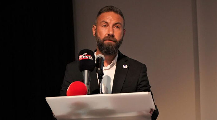 Maviş “Erken seçime gidilmeli”