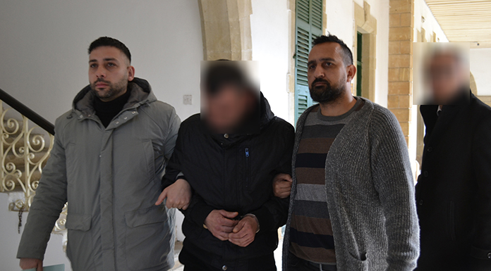 Narkotik köpeği Pamir geçit vermedi!
