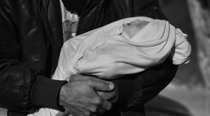 Gazze'de bir bebek yetersiz beslenme ve ilaç sıkıntısı nedeniyle öldü