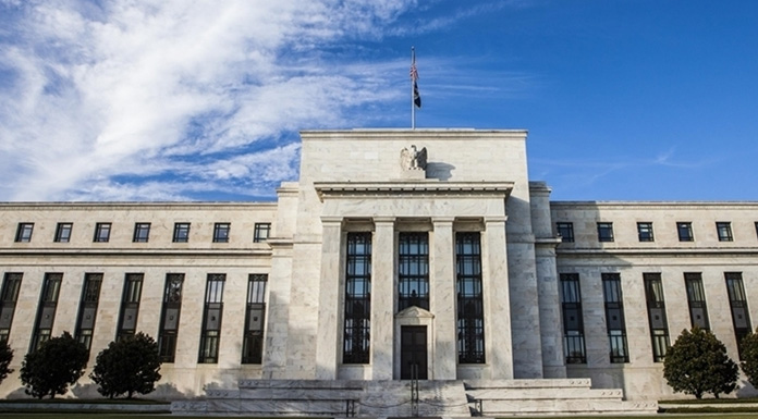 Fed'in raporuna göre küresel ticaret finansal istikrara yönelik risklerin başında geliyor