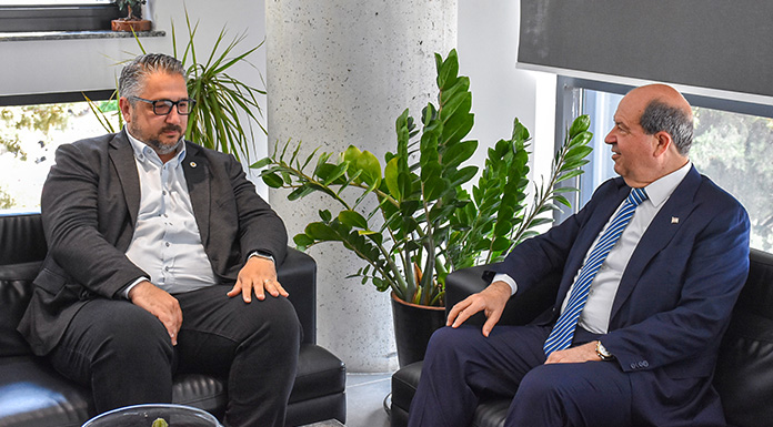 Tatar "Girne'de güzel şeyler oluyor"