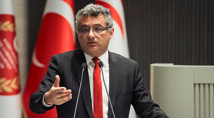 Erhürman "Bu aymazlıkla ülke yönetilemez"