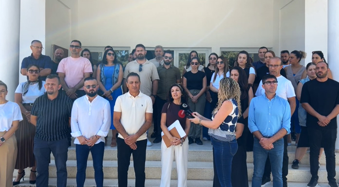KTOEÖS, Lefke Gazi Lisesi önünde basın açıklaması yaptı