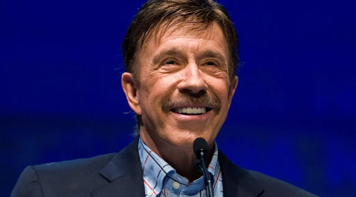 Ünlü aksiyon yıldızı Chuck Norris hayatını kaybetti