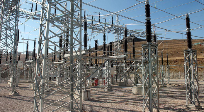 İran "Elektrik santrallerine saldırırlarsa İsrail ile ABD üslerine elektrik sağlayan santralleri hedef alacağız"