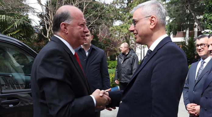 Dinçyürek Ankara’da Memişoğlu ile bir araya geldi
