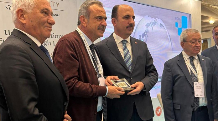 Gazimağusa Belediyesi Dünya Belediyeler Birliği’ne üye oldu
