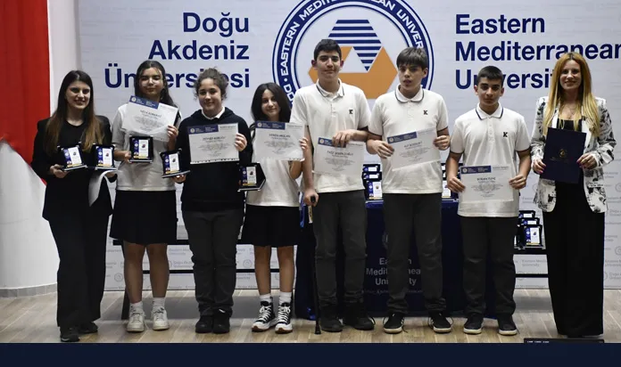 DAÜ 4. Ali Karasel Ortaokullar Arası Matematik Yarışması’nda ödüller verildi